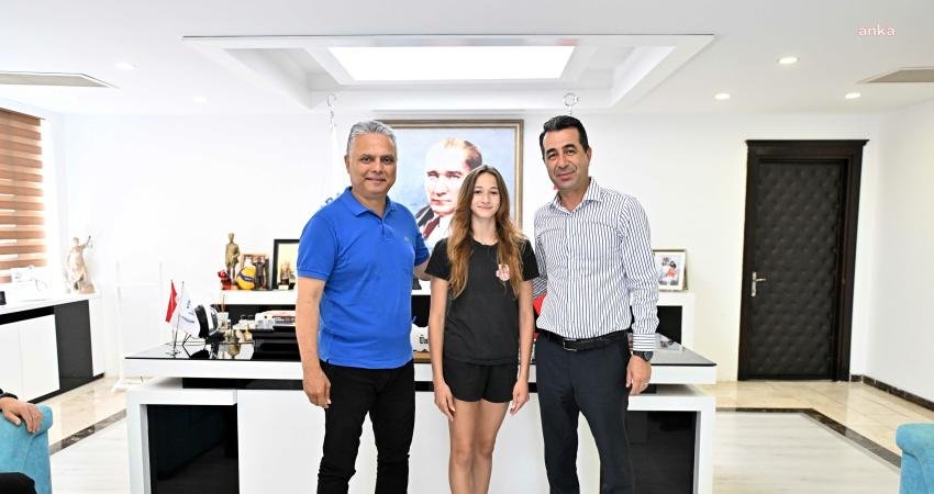 Muratpaşa Belediyespor’un milli takıma seçilen 15 yaşındaki cimnastikçisi İrem Sırcan,