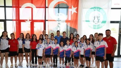 Muğla Büyükşehir Belediye Başkanı Ahmet Aras, Avrupa Okçuluk Şampiyonası’ndan başarıyla