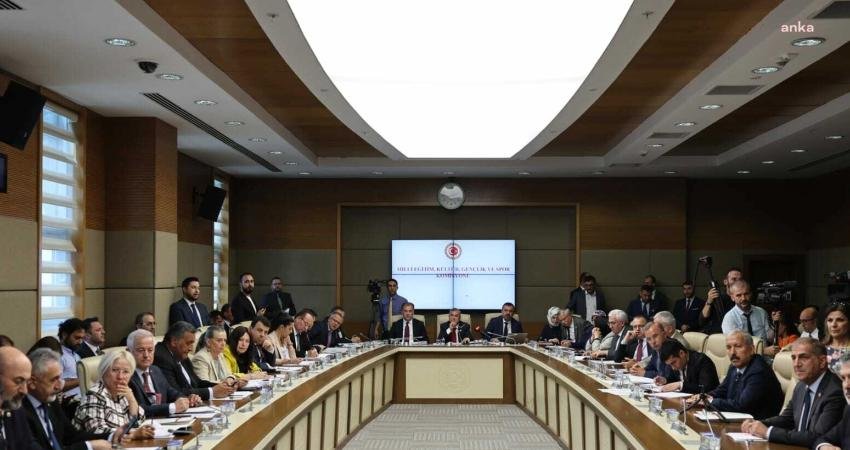 Öğretmenlik Meslek Kanunu’nda değişiklik öngören kanun teklifi TBMM Milli Eğitim,