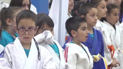 Osmangazi Belediyesi tarafından düzenlenen yaz spor okulları bünyesindeki judo ve