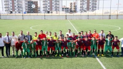 Şehitkamil Belediyesi’nin düzenlediği “Köy Turnuvaları”, Başkan Umut Yılmaz’ın başlama vuruşuyla
