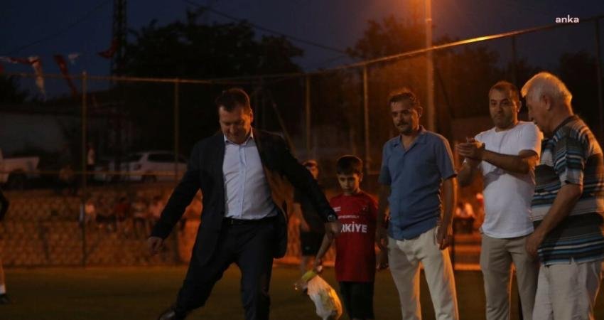 Silivri Belediye Başkanı Bora Balcıoğlu, Gazitepe Futbol Turnuvası’nın açılış maçı