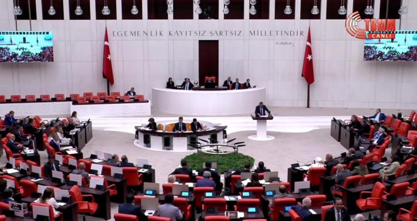 CHP Diyarbakır Milletvekili Sezgin Tanrıkulu, "Bir yurttaş olarak şundan utanırım