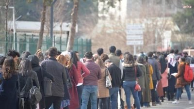TÜİK verilerine göre, mayıs ayında işsizlik 0,1 puan azalarak yüzde