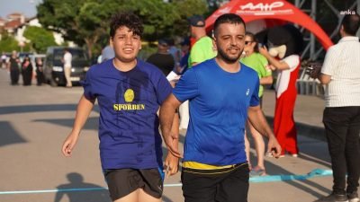 Tuzla Belediyesi tarafından otizm konusunda farkındalık yaratmak için Fransız gönüllülerin