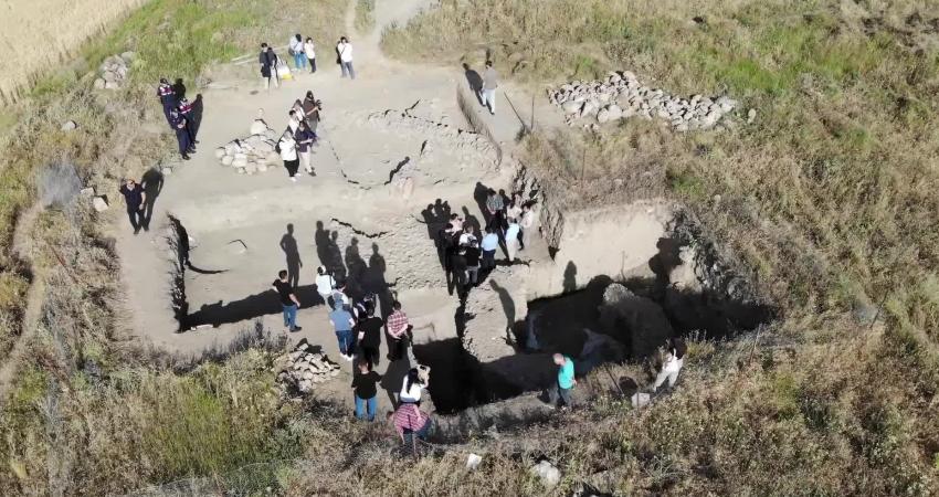 Yozgat’ta Hititlere ait saray, tapınak ve mezarlık kalıntıları ortaya çıkarılıyor Yozgat’ta, dünya tarihinin 3 bin 500 yıllık geçmişi ile bilinen