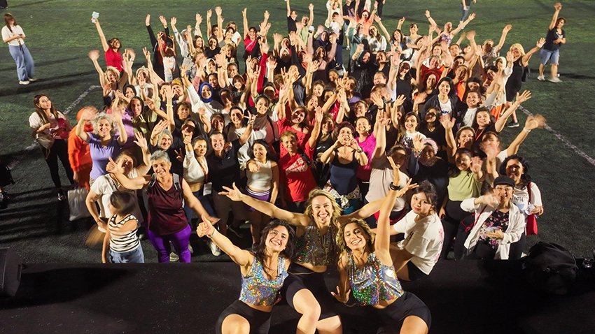Etimesgut ilçesinde bulunan Devlet Bahçeli yerleşkesinde vatandaşları spor ve harekete