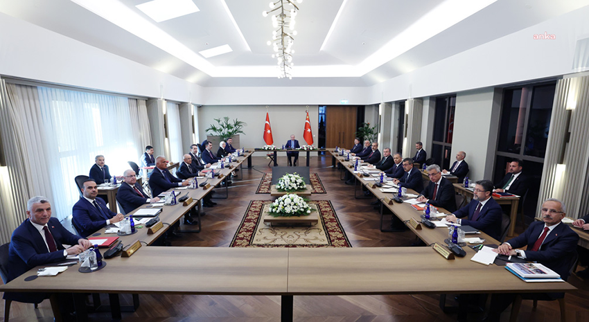 cumhurbaskani-erdogandan-muhalefete-tepki-sorumluluk-alanlarindaki-orman-yanginlarina-bile-mudahalede-gec-kaldilar