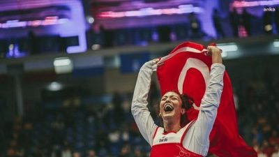 2024 Paris Olimpiyatları'nda  kadınlar taekwondo 67 kilogramda mücadele eden Nafia Kuş