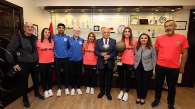 Yenimahalle Belediye Görme Engelliler Spor Kulübü’nün birbirinden başarılı milli sporcuları,