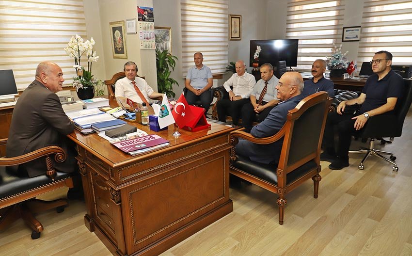 ANKESOB Başkanı Hüseyin Ar, kendisine tebrik ziyaretinde bulunan Teknik Eğitim