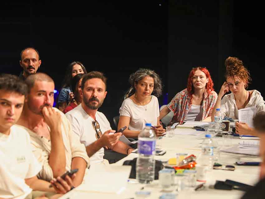 etimesgut-belediye-baskani-erdal-besikcioglu-kent-tiyatrosunu-kurarak-baskente-yeni-bir-tiyatro-kazandirdi