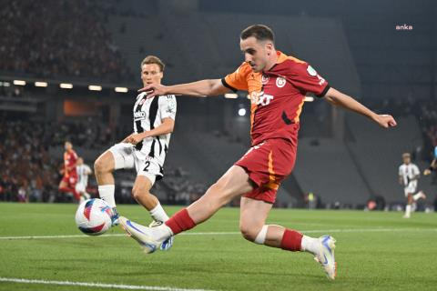 sezonun-ilk-derbisini-ve-super-kupayi-besiktas-kazandi