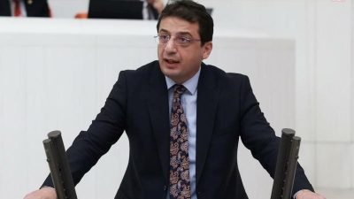 CHP İstanbul Milletvekili Yunus Emre, Avrupa Birliği (AB) fonlarının iktidara