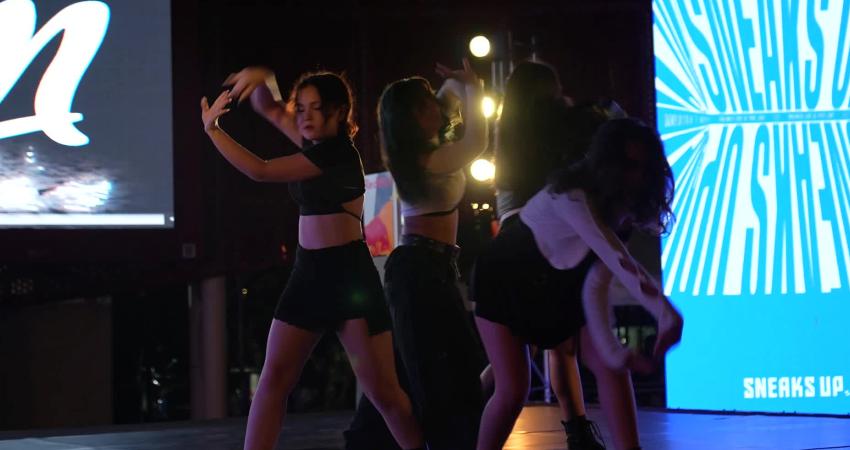 Antalya Büyükşehir’in “Uluslararası Gençlik ve Dans Festivali” başladı Antalya Büyükşehir Belediyesi’nin Uluslararası Gençlik ve Dans Festivali, 19 ülkeden