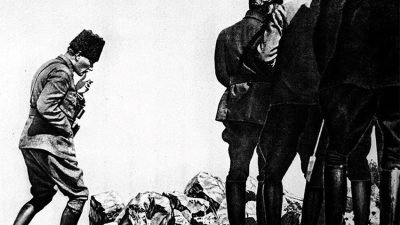Büyük Taarruz’un 122. Yıldönümü Nedeniyle Mustafa Kemal Paşa önderliğe nasıl