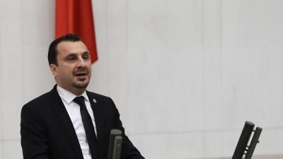 CHP Manisa Milletvekili Bekir Başevirgen, Resmi Gazete’de yayınlanan Cumhurbaşkanı Kararı