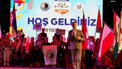 Kartal Belediyesi’nin bu yıl üçüncüsünü düzenlediği “Uluslararası Halk Oyunları Festivali”,