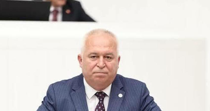 CHP Kırklareli Milletvekili Fahri Özkan, üniversiteyi kazanan öğrenciler ve ailelerinin