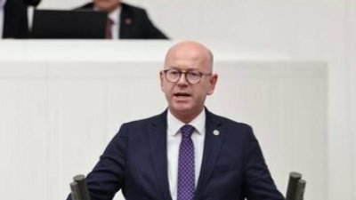 CHP Balıkesir Milletvekili Serkan Sarı, iktidarın orman yangınlarını söndürme konusunda
