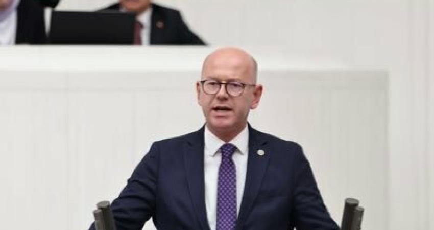 CHP Balıkesir Milletvekili Serkan Sarı, iktidarın orman yangınlarını söndürme konusunda