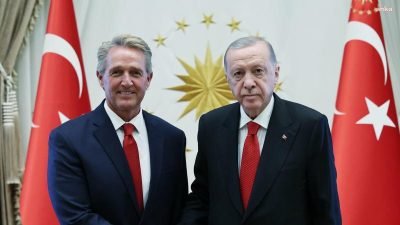 Cumhurbaşkanı Recep Tayyip Erdoğan, ABD'nin Ankara Büyükelçisi Jeff Flake'i kabul