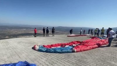 Cumhuriyetin 100. yılına özel “Take Of Bilecik” yamaç paraşütü etkinliğinde,