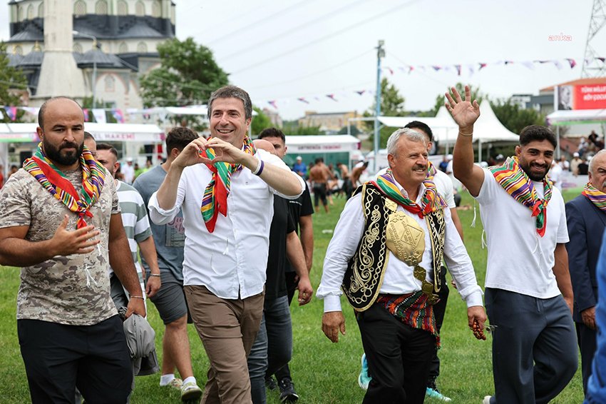 catalcada-baspehlivan-mustafa-tas-oldu