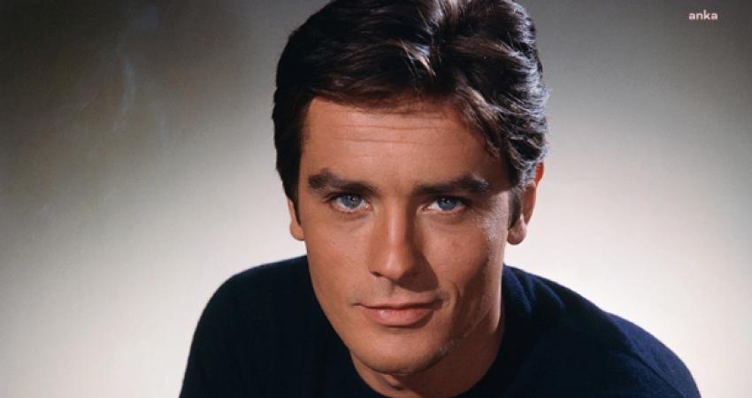 Dünyaca ünlü Fransız aktör Alain Delon 88 yaşında hayatını kaybetti.