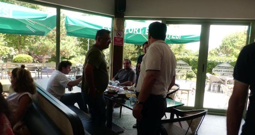 Esenyurt Belediye Başkanı Ahmet Özer, ilçe genelinde yürütülen projeleri denetlemek
