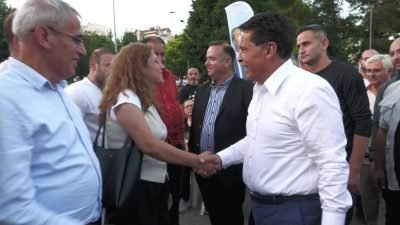 Esenkent ve Âşık Veysel Mahalleleri Kentsel Dönüşüm Bilgilendirme Toplantısı’nda konuşan
