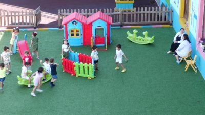 Esenyurt Belediyesi Çocuk Üniversitesi’nde bilim ve sanat atölyelerinde uygulamalı ve