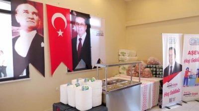 CHP'li Esenyurt Belediyesi, günde bin kişiye yemek sağlayacak olan 'İstiklal