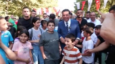 Esenyurt’ta bu yıl ikincisi düzenlenen Gençlik Festivali (GençFest) başladı. Yeşilkent