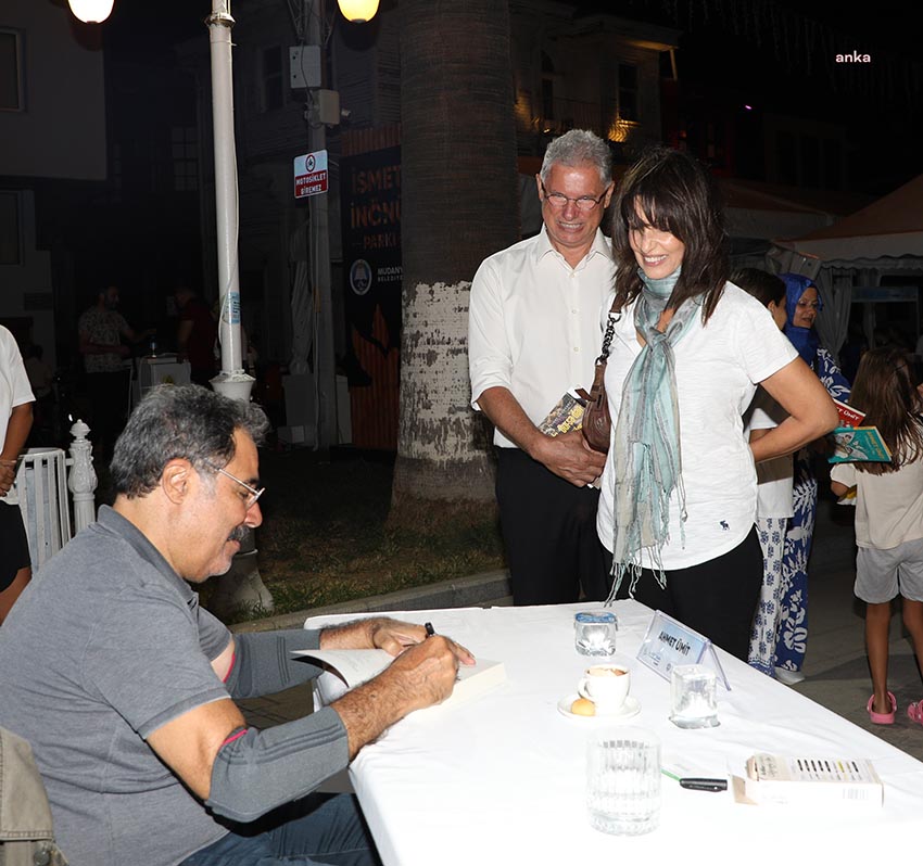 mudanya-kitap-fuarinin-yeni-konugu-yazar-ahmet-umit-oldu