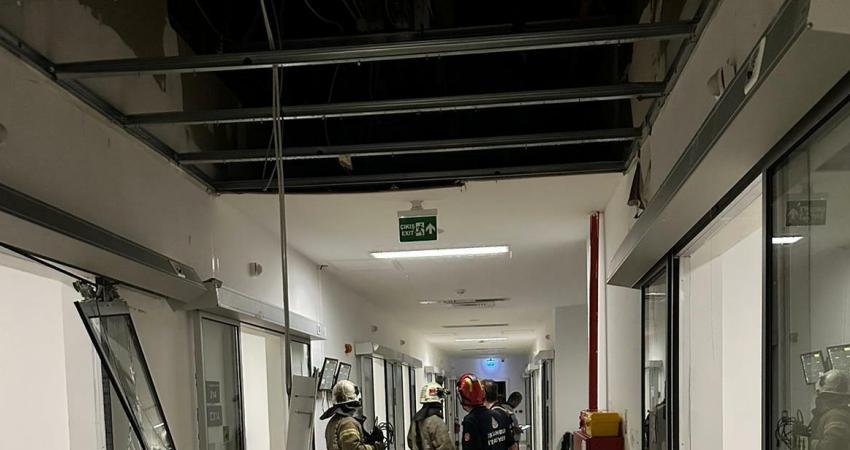 Hastanedeki çökmeyle ilgili açıklama: “Bir bebek kurtarılamadı. Adli ve idari soruşturma devam ediyor” Prof. Dr. Murat Dilmener Hastanesi, Yenidoğan Yoğun Bakım Ünitesi’nde dün