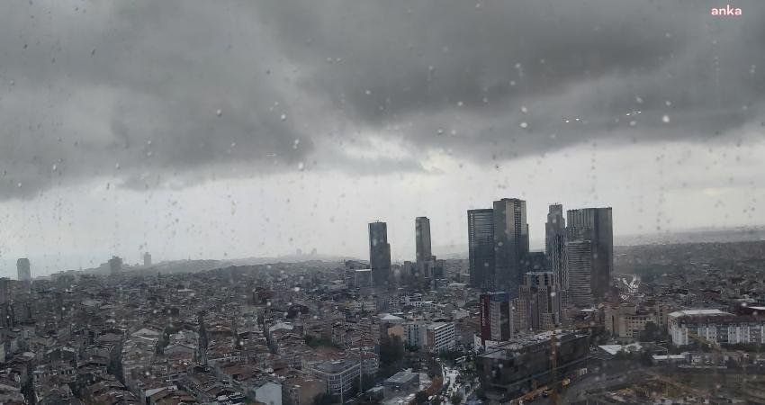 Meteoroloji İstanbul için yeni yağış uyarısı yaptı. Uyarıya göre bugün