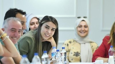 Milli Eğitim Bakanlığı'nca, sözleşmeli personel mevzuatına tabi olan öğretmen eşlerin