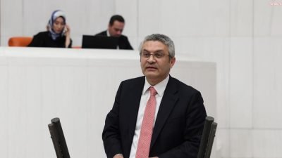 CHP İstanbul Milletvekili Oğuz Kaan Salıcı, partisinin tüzük kurultayıyla ilgili