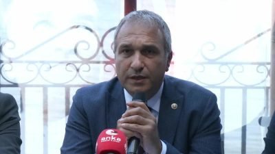 CHP'nin eğitim alanındaki sorunlara dikkati çekmek için başlattığı farklı illerdeki