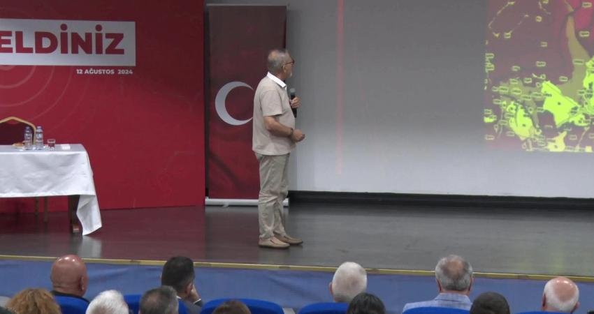 Çekmeköy'de, Jeolog ve Deprem Bilimci Prof. Dr. Naci Görür’ün katılımıyla,