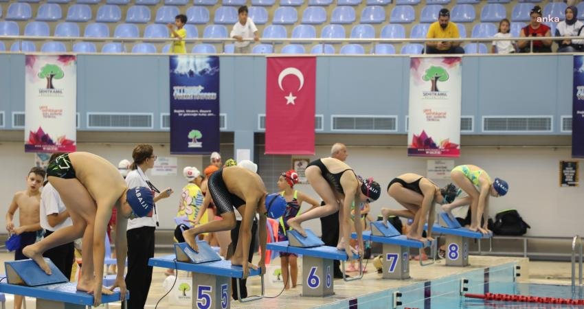 Şehitkâmil Belediyesi 30 Ağustos Zafer Bayramı kutlamalarına başladı. Etkinlikler dizisinin