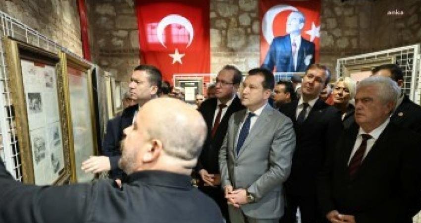 Araştırmacı koleksiyoner Ali Solmaz tarafından hazırlanan 30 Ağustos Zafer Bayramı