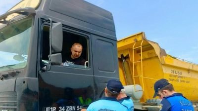 Silivri Belediyesi, kaçak hafriyat dökümlerine karşı denetimlerini kararlılıkla sürdürüyor. Çevre