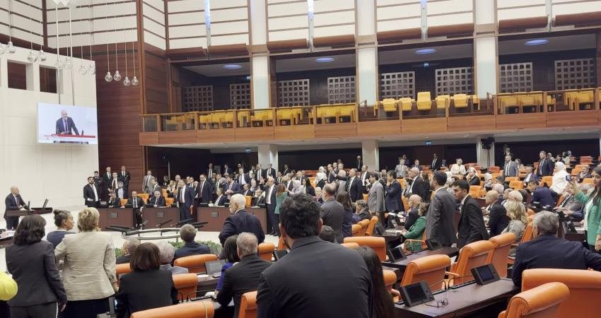 Anayasa Mahkemesi'nin (AYM) Can Atalay ile ilgili kararını görüşmek üzere