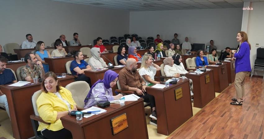“Eşit Bir Gelecek Yerelden Başlar” projesi kapsamında Tuzla Belediyesi personeline