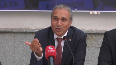 CHP'nin eğitim alanındaki sorunlara dikkati çekmek için farklı illerde düzenlediği