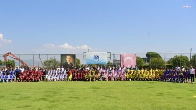 Yunusemre Belediyesi ile Yunusemre Belediyespor'un 30 Ağustos Zafer Bayramı dolayısıyla