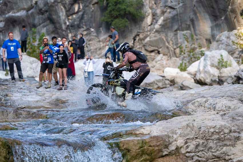 Dünyanın en iyi enduro motosiklet sporcularını konuk edecek Sea To