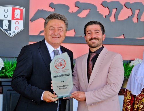 ozaslan-ankara-kulubu-kosusunda-birinciye-odulunu-takdim-etti